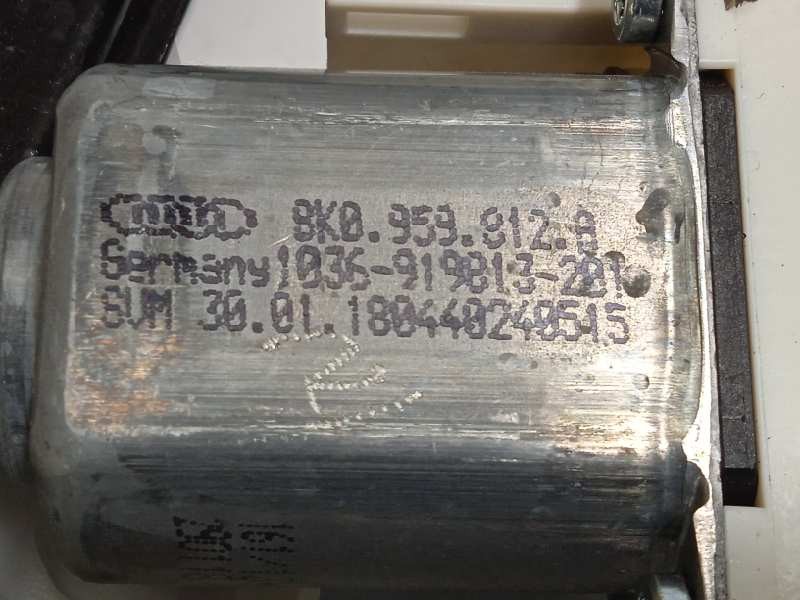 Recambio de elevalunas trasero derecho para audi q3 (8ug) attraction referencia OEM IAM 8U0839462 TR38U0839462 8K0959812A