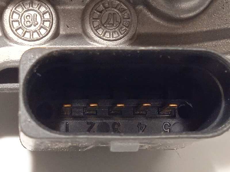 Recambio de valvula egr para audi q3 (8ug) attraction referencia OEM IAM 5Q0253691K  