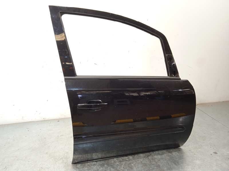 Recambio de puerta delantera derecha para opel zafira b 1.7 16v cdti referencia OEM IAM 13203014  