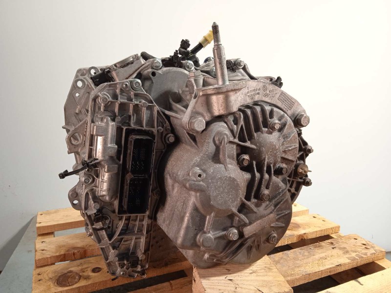 Recambio de caja cambios para renault captur zen referencia OEM IAM DC4019  320107944R