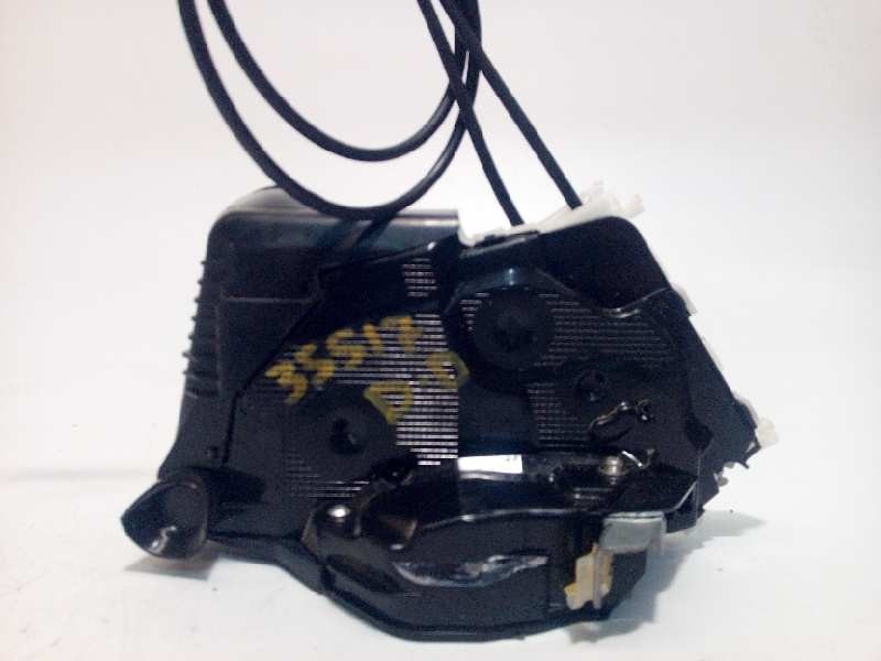 Recambio de cerradura puerta delantera derecha para toyota yaris 1.3 16v cat referencia OEM IAM 690300D540  