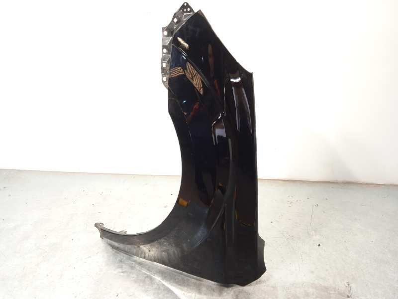 Recambio de aleta delantera izquierda para subaru legacy kombi/outback b14 2.0 diesel cat referencia OEM IAM 57120AJ0509P  