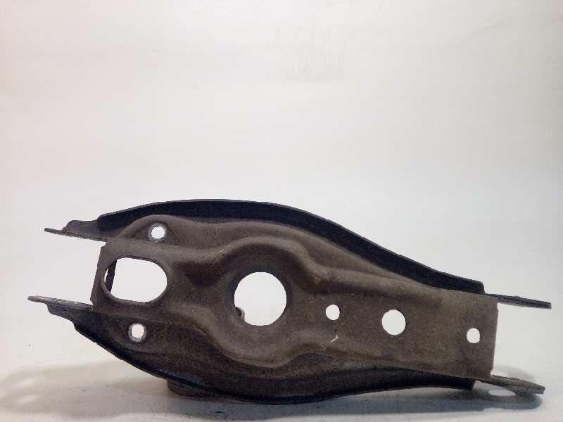 Recambio de brazo suspension inferior trasero derecho para bmw x1 (e84) sdrive 16d referencia OEM IAM 33326772899  