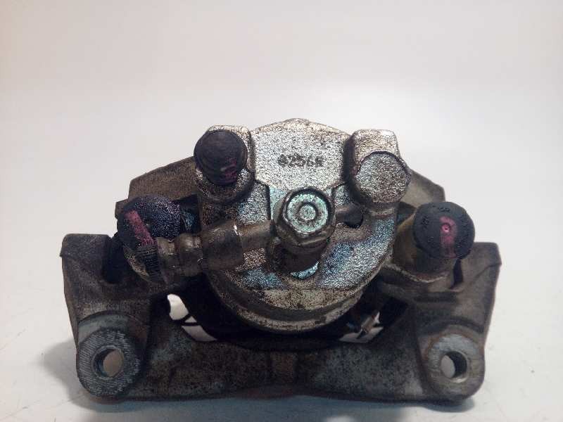 Recambio de pinza freno delantera izquierda para toyota yaris 1.3 16v cat referencia OEM IAM 477500D070  