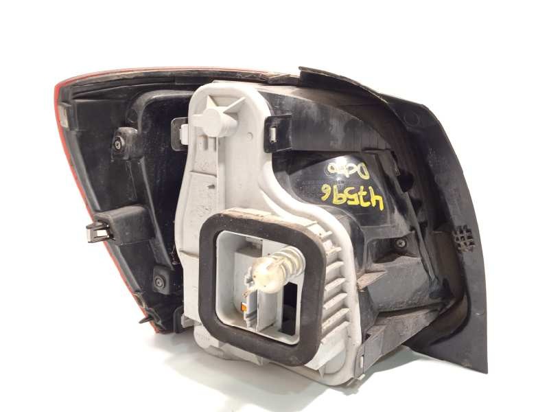 Recambio de piloto trasero derecho para volkswagen polo (6r1) advance referencia OEM IAM 6R0945096M  6R0945112