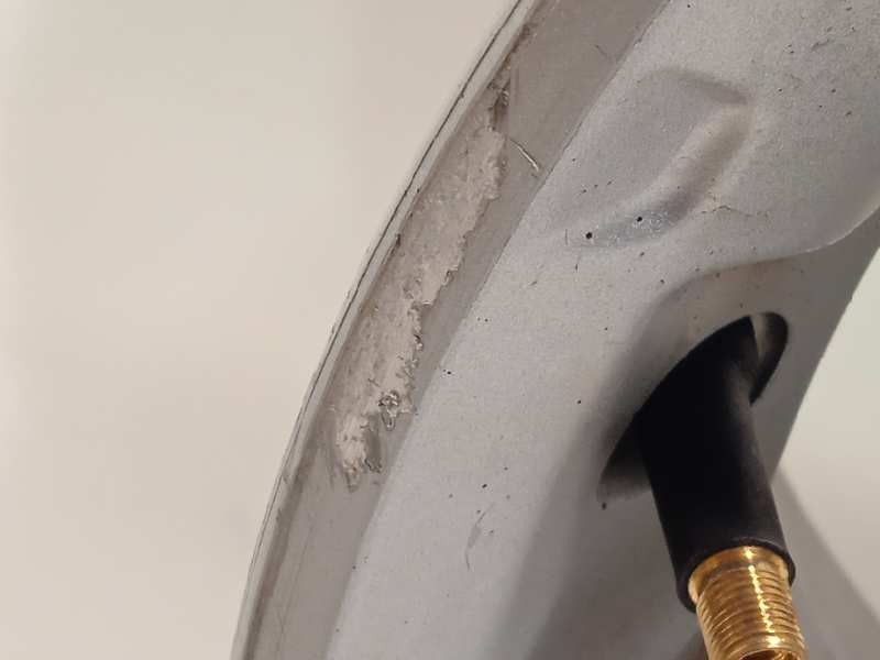 Recambio de llanta para subaru legacy kombi/outback b14 2.0 diesel cat referencia OEM IAM 28111AJ021  B99