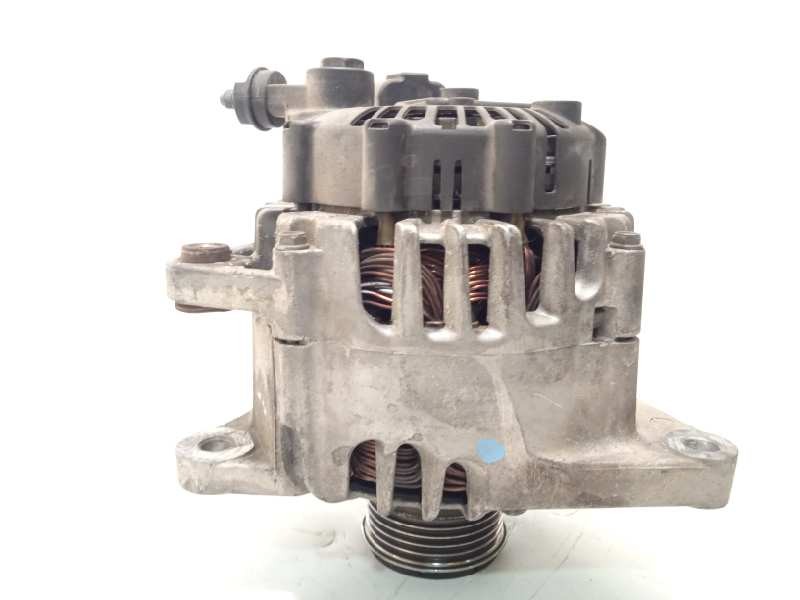 Recambio de alternador para kia cee´d 1.6 crdi cat referencia OEM IAM 373002A500  TG12C033