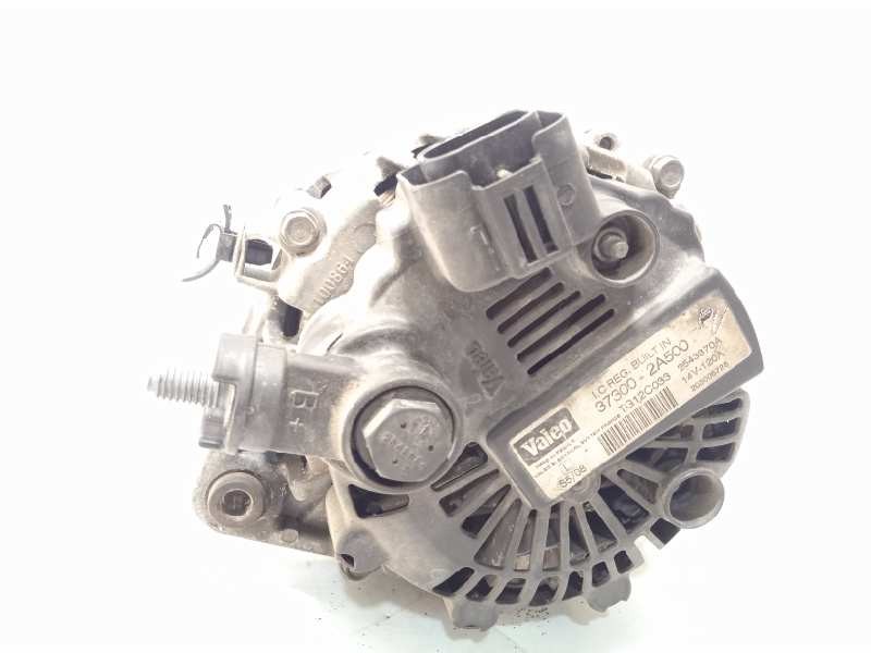 Recambio de alternador para kia cee´d 1.6 crdi cat referencia OEM IAM 373002A500  TG12C033