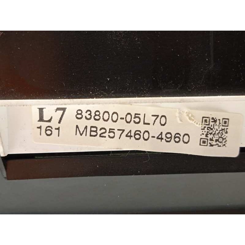 Recambio de cuadro instrumentos para toyota avensis (t27) active referencia OEM IAM 8380005L70  MB2574604960
