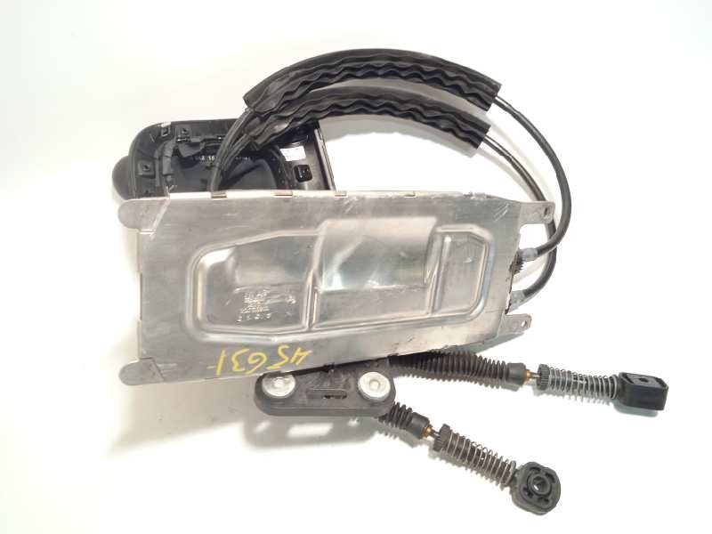 Recambio de palanca cambio para audi q3 (8ug) attraction referencia OEM IAM 5N0711049T  