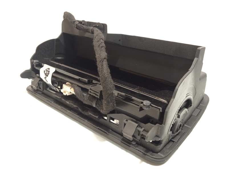 Recambio de pantalla multifuncion para audi q3 (8ug) attraction referencia OEM IAM 8U0919603A  8U0857273E6PS