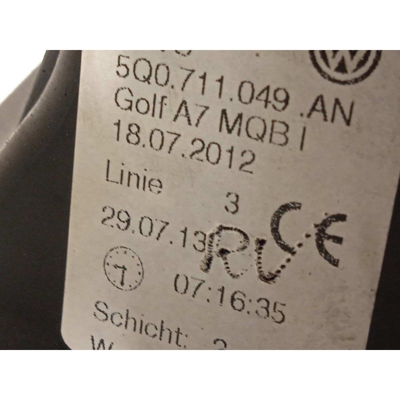 Recambio de palanca cambio para volkswagen golf vii lim. edition bluemotion referencia OEM IAM 5Q0711049AN  