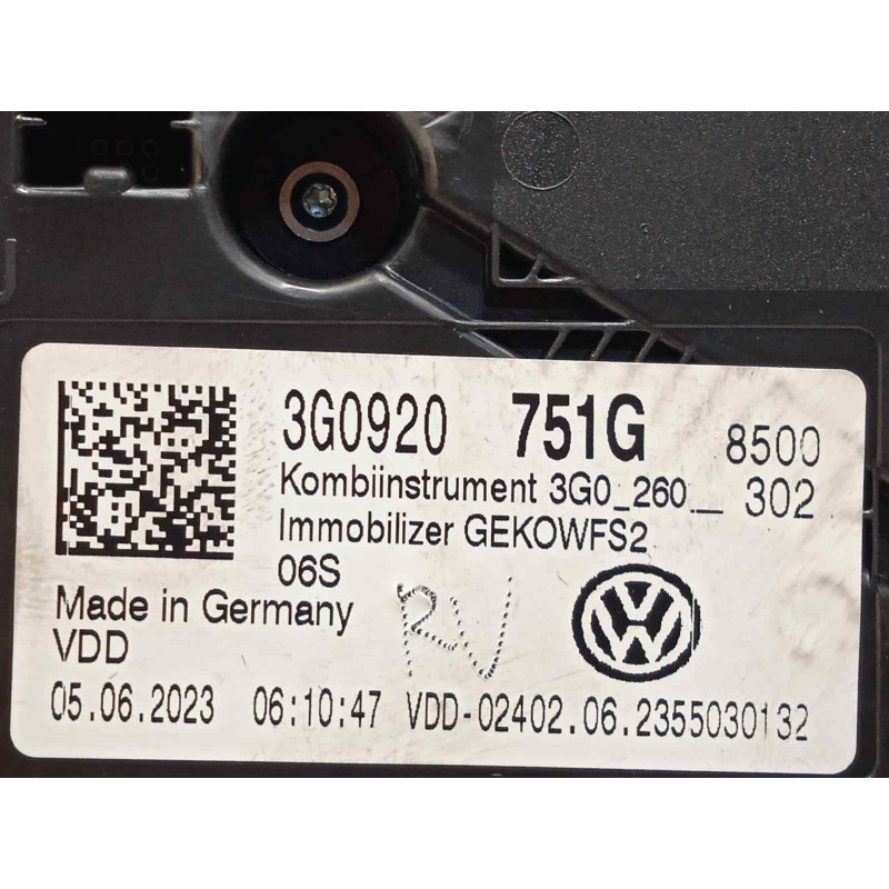 Recambio de cuadro instrumentos para volkswagen passat variant (cb5) 2.0 bluemotion referencia OEM IAM 3G0920751G  