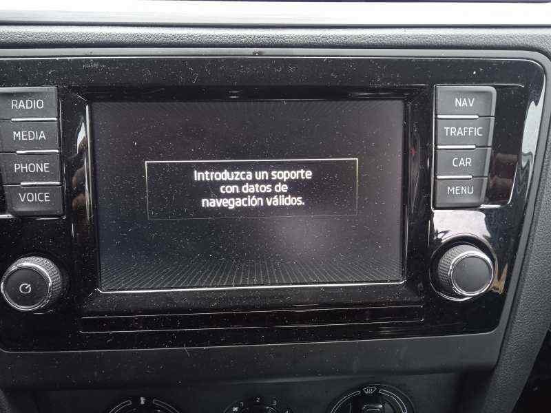 Recambio de pantalla multifuncion para skoda spaceback (5h) 1.6 tdi dpf referencia OEM IAM 5JA919604A  