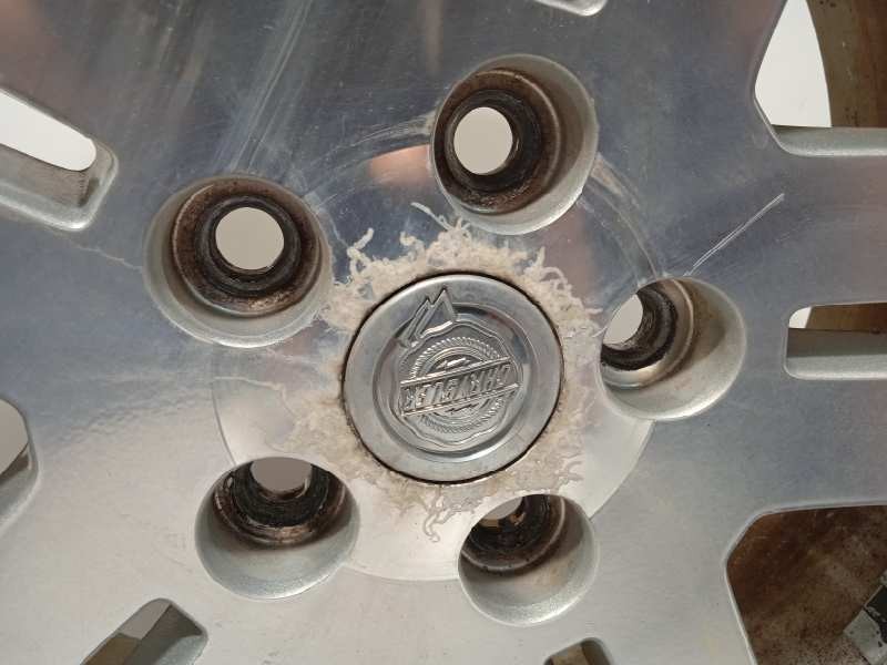 Recambio de llanta para chrysler 300 c 3.0 crd referencia OEM IAM 1DP35TRMAA  
