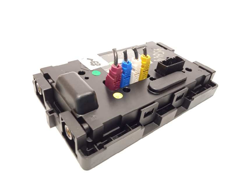 Recambio de pantalla multifuncion para renault scenic iii grand dynamique referencia OEM IAM 259154618R  