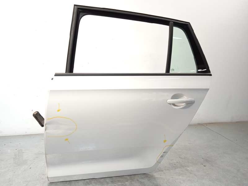 Recambio de puerta trasera izquierda para skoda spaceback (5h) 1.6 tdi dpf referencia OEM IAM 5JJ833051A  