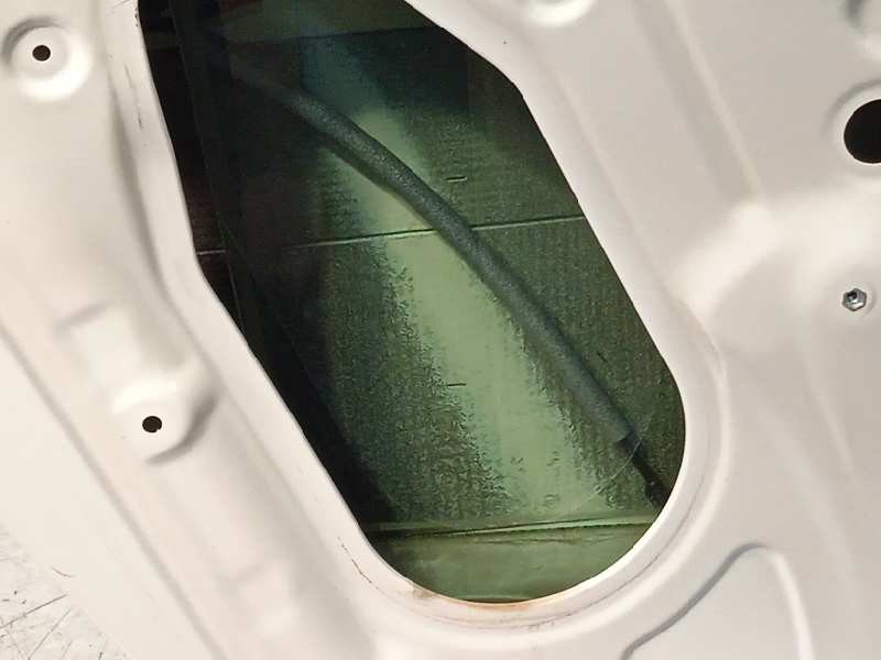 Recambio de puerta trasera izquierda para skoda spaceback (5h) 1.6 tdi dpf referencia OEM IAM 5JJ833051A  