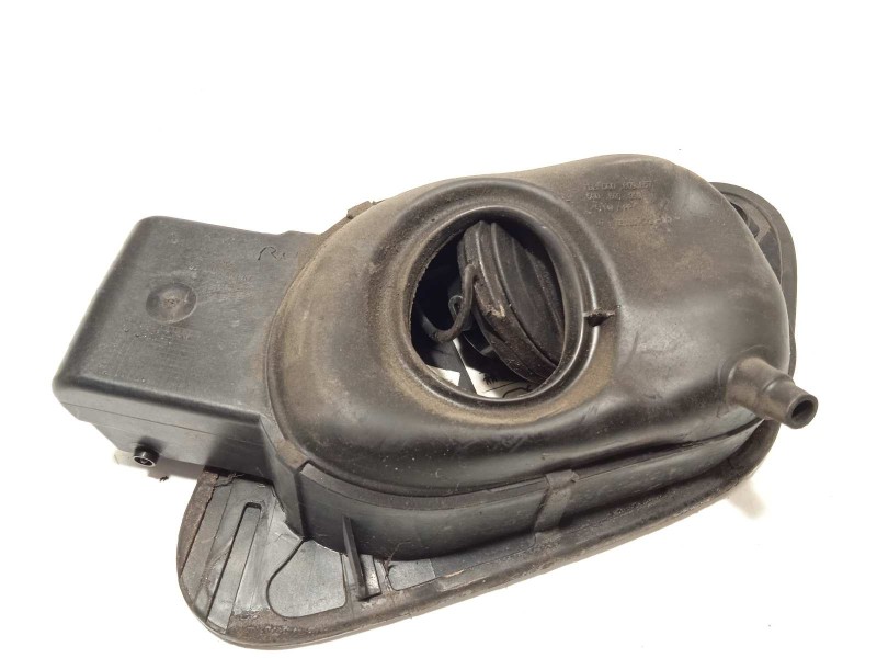 Recambio de tapa exterior combustible para volkswagen golf vii lim. edition bluemotion referencia OEM IAM 5G0809909 5G0809857 5G