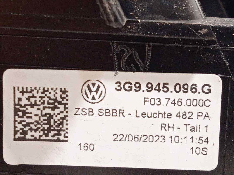Recambio de piloto trasero derecho para volkswagen passat variant (cb5) 2.0 bluemotion referencia OEM IAM 3G9945096G  F03746000C