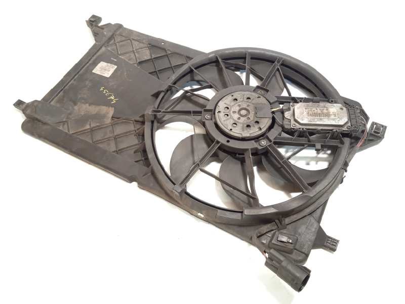 Recambio de electroventilador para ford focus lim. (cb4) trend referencia OEM IAM 3M5H8C607RH  1137328366
