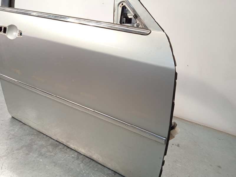 Recambio de puerta delantera derecha para chrysler 300 c 3.0 crd referencia OEM IAM 5134170AI  