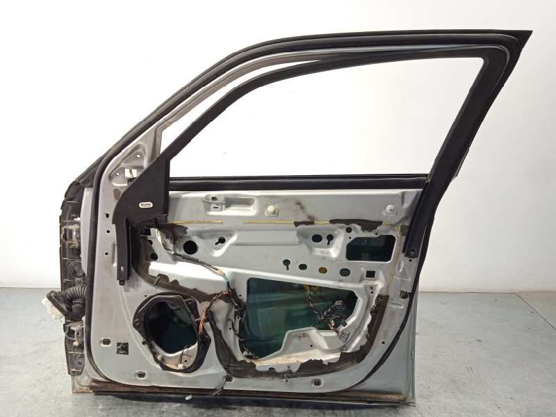 Recambio de puerta delantera derecha para chrysler 300 c 3.0 crd referencia OEM IAM 5134170AI  