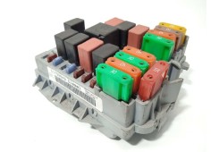 Recambio de caja reles / fusibles para fiat linea (110) dynamic referencia OEM IAM 51799849   2