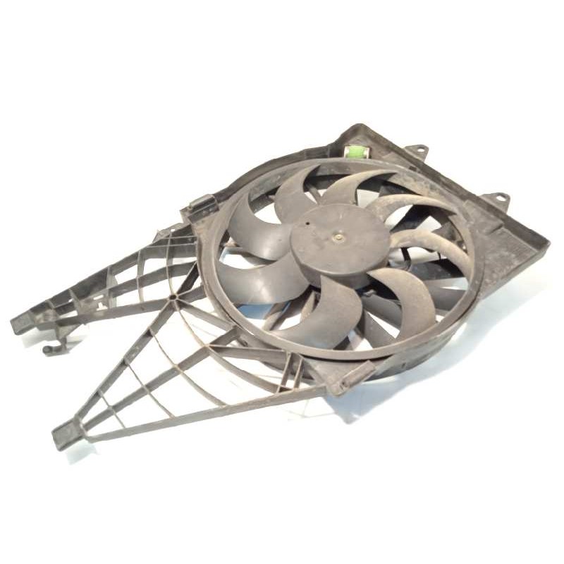 Recambio de electroventilador para fiat linea (110) dynamic referencia OEM IAM 51785225  