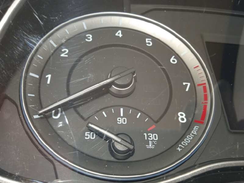 Recambio de cuadro instrumentos para hyundai kona klass 2wd referencia OEM IAM 94013J9AL0  