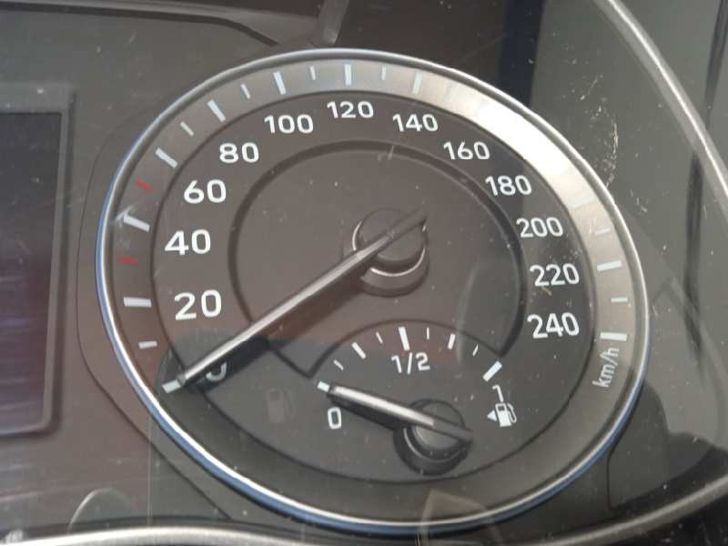 Recambio de cuadro instrumentos para hyundai kona klass 2wd referencia OEM IAM 94013J9AL0  