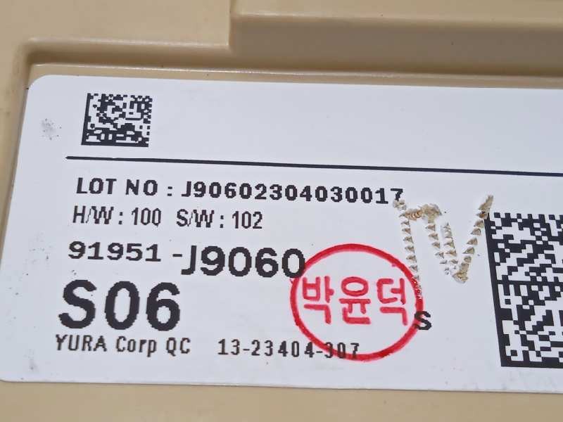 Recambio de caja reles / fusibles para hyundai kona 1.0 tgdi cat referencia OEM IAM 91951J9060  