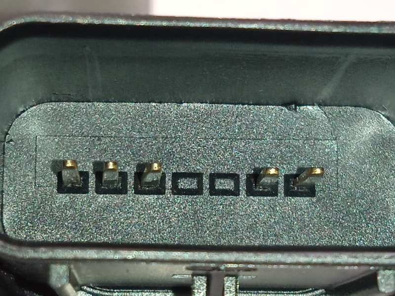 Recambio de cerradura puerta delantera derecha para hyundai kona 1.0 tgdi cat referencia OEM IAM 81320J9010  