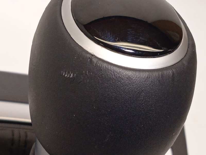 Recambio de palanca cambio para hyundai kona 1.0 tgdi cat referencia OEM IAM 46700J9200  