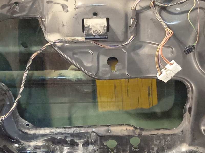 Recambio de puerta delantera izquierda para jeep cherokee (kj) 2.8 crd cat referencia OEM IAM 55176891AI  