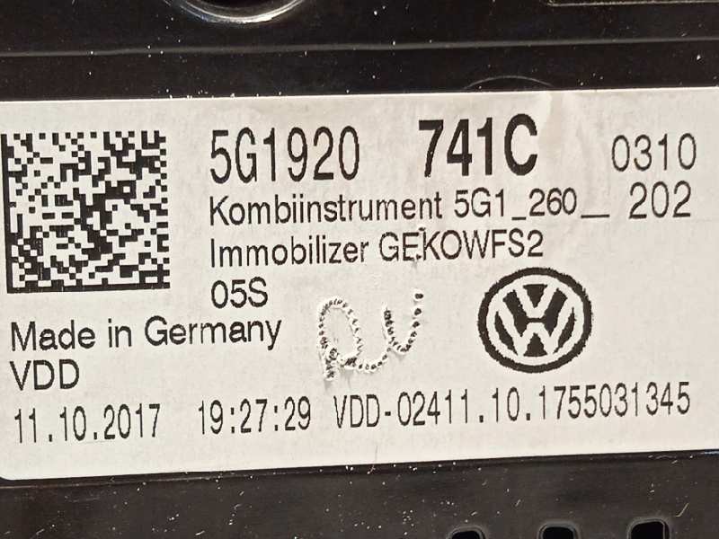Recambio de cuadro instrumentos para volkswagen golf vii lim. (5g1) 1.6 16v tdi dpf referencia OEM IAM 5G1920741C  