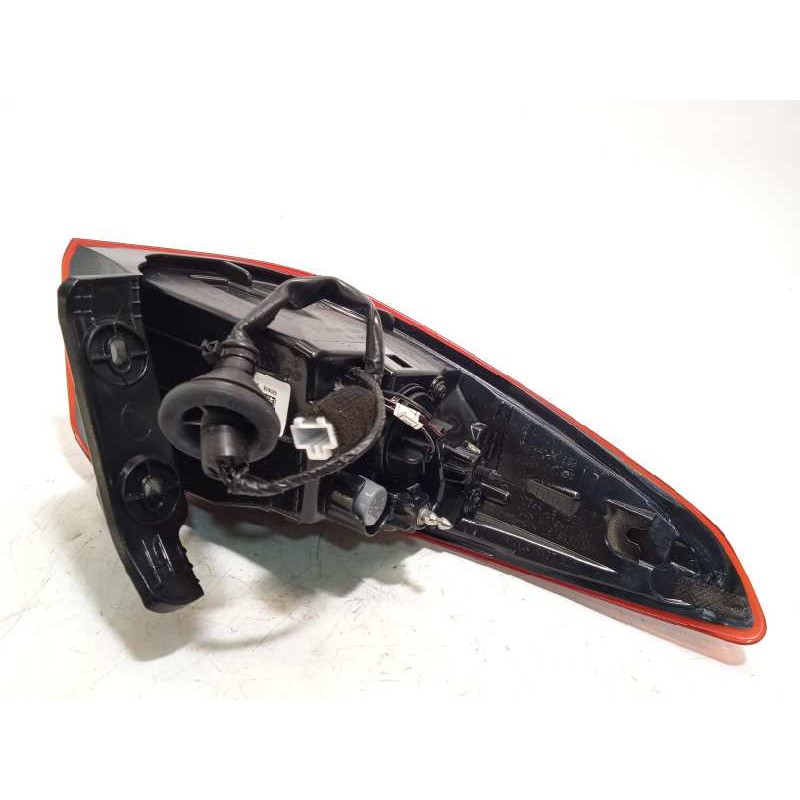 Recambio de piloto trasero derecho para hyundai kona 1.0 tgdi cat referencia OEM IAM 92402J9500  