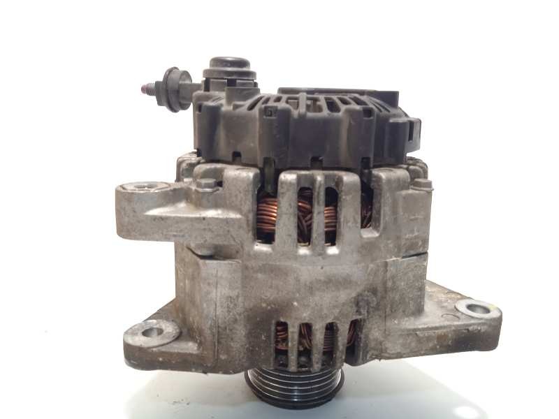 Recambio de alternador para hyundai i20 city s referencia OEM IAM 373002A401  
