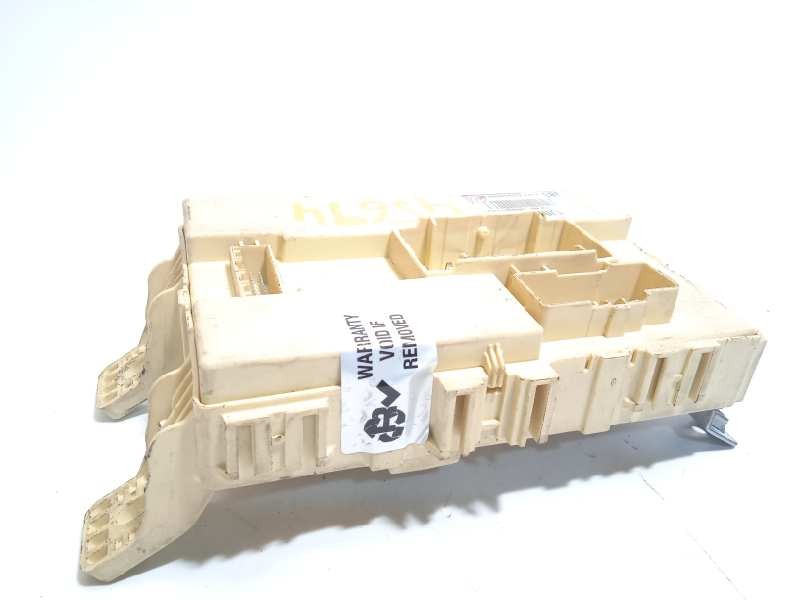 Recambio de caja reles / fusibles para hyundai i20 city s referencia OEM IAM 919511J030  