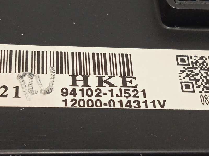 Recambio de pantalla multifuncion para hyundai i20 city s referencia OEM IAM 941021J521  