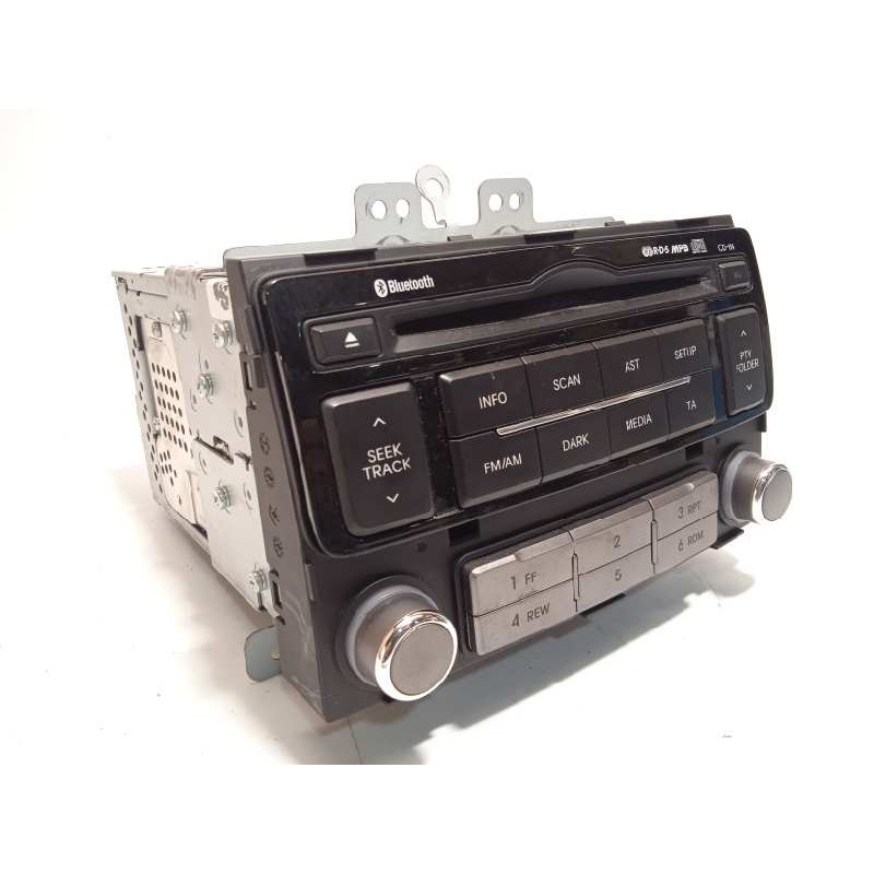 Recambio de sistema audio / radio cd para hyundai i20 city s referencia OEM IAM 961211J252  