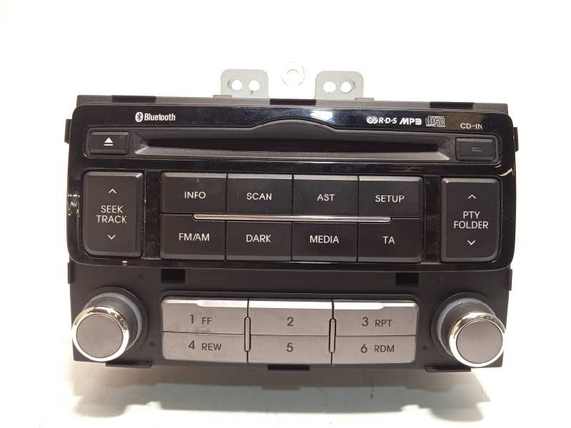 Recambio de sistema audio / radio cd para hyundai i20 city s referencia OEM IAM 961211J252  