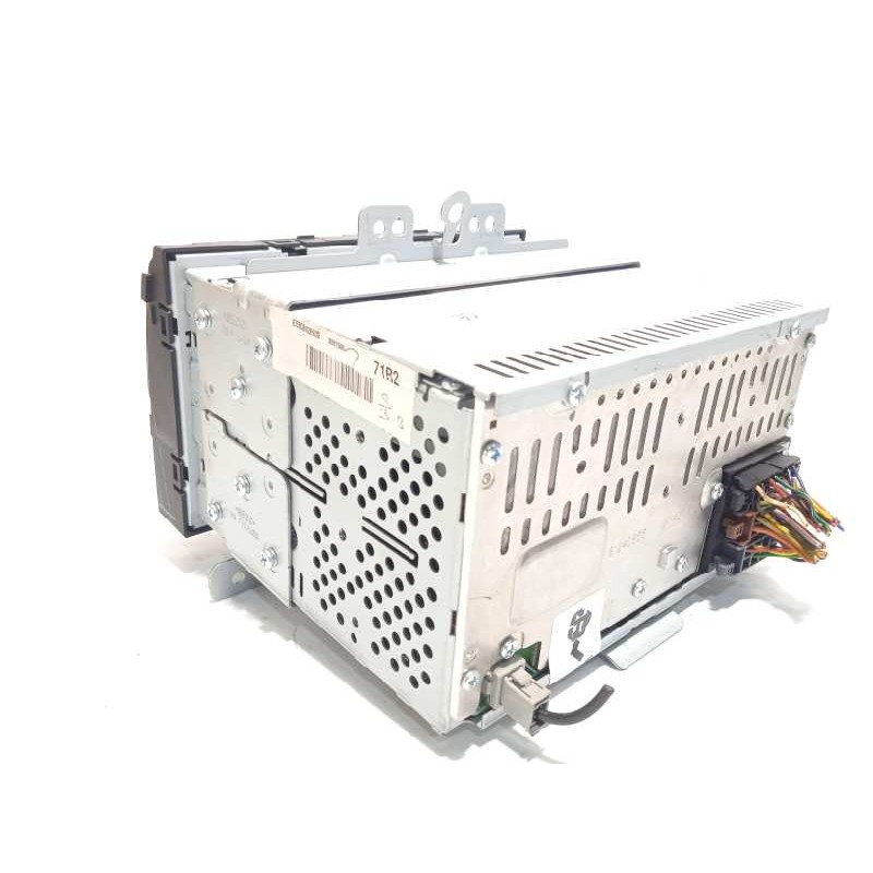 Recambio de sistema audio / radio cd para hyundai i20 city s referencia OEM IAM 961211J252  