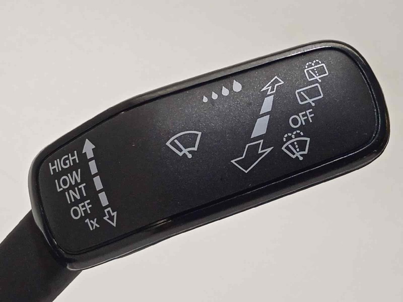 Recambio de mando intermitentes para volkswagen passat variant (cb5) 2.0 bluemotion referencia OEM IAM 5Q1953521KK 5Q1953502BA 5