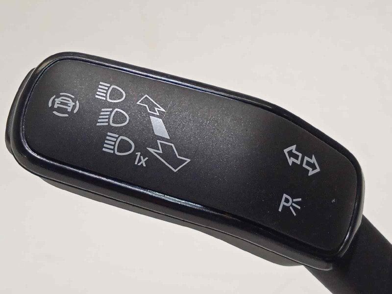 Recambio de mando intermitentes para volkswagen passat variant (cb5) 2.0 bluemotion referencia OEM IAM 5Q1953521KK 5Q1953502BA 5