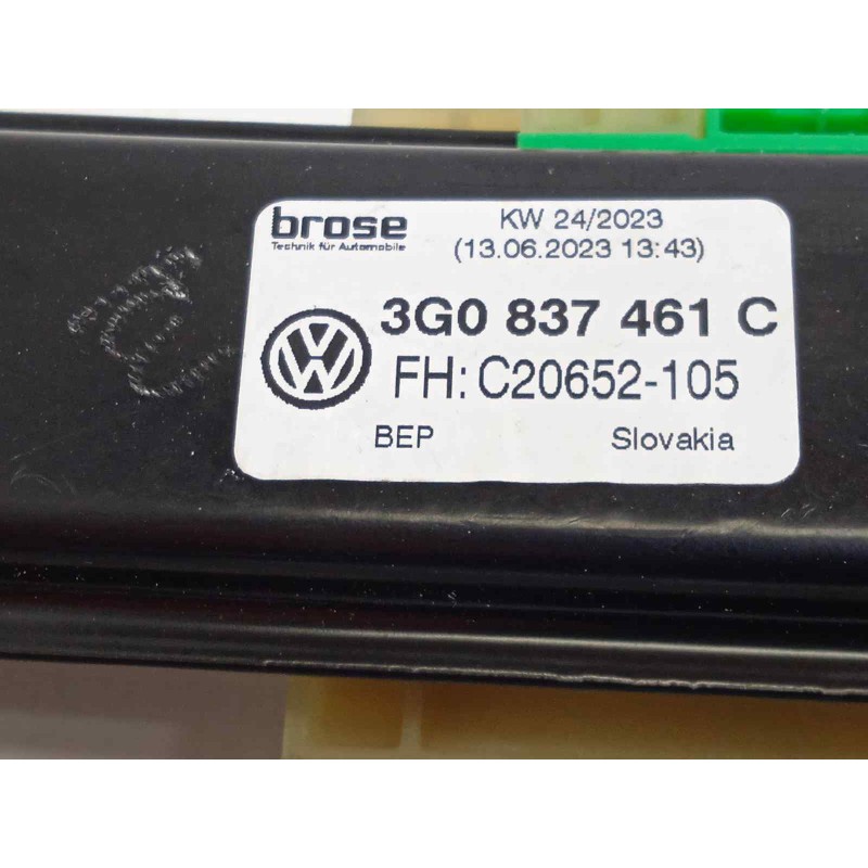 Recambio de elevalunas delantero izquierdo para volkswagen passat variant (cb5) 2.0 bluemotion referencia OEM IAM 3G0837461C  4K