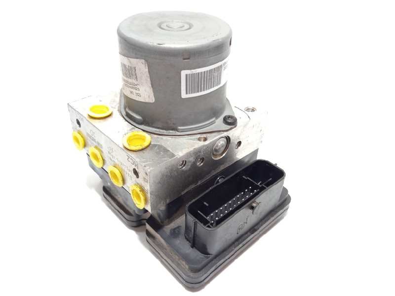 Recambio de abs para kia cee´d 1.4 crdi cat referencia OEM IAM 58920A2230 A258930800 A258920800