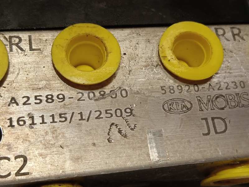 Recambio de abs para kia cee´d 1.4 crdi cat referencia OEM IAM 58920A2230 A258930800 A258920800