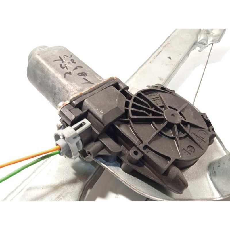 Recambio de elevalunas trasero izquierdo para renault clio iii expression referencia OEM IAM 8200291151  400862C