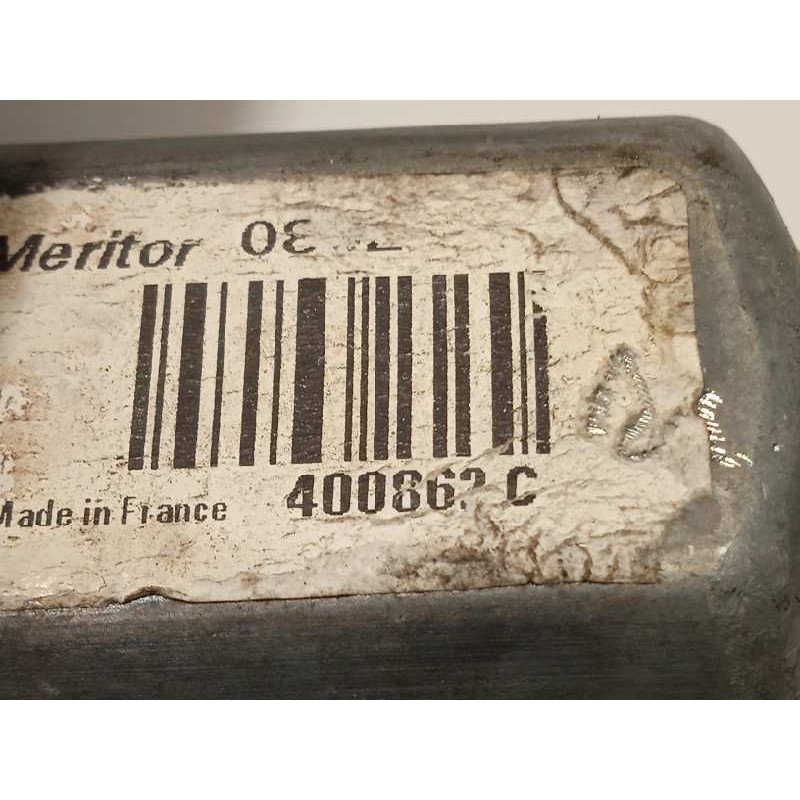 Recambio de elevalunas trasero izquierdo para renault clio iii expression referencia OEM IAM 8200291151  400862C